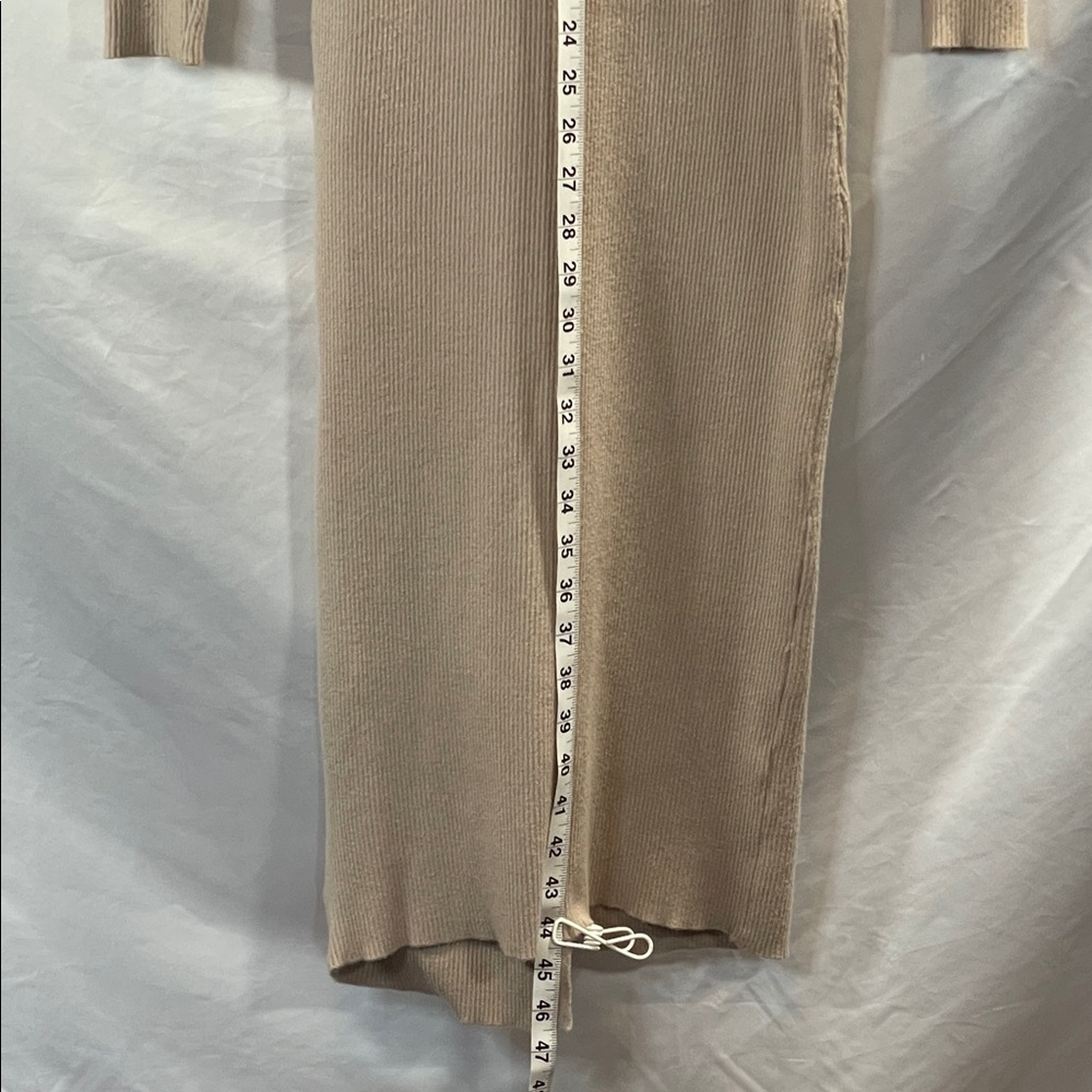 Chic Long Sleeve Beige Knit Dress - Picture 8 of 13